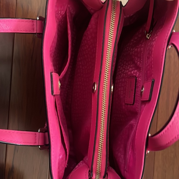 Gorgeous Kate Spade purse in excellent condition purse - Picture 5 of 7